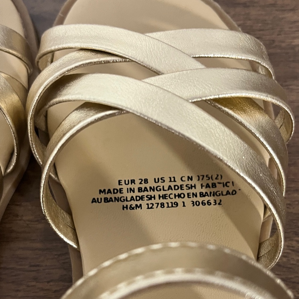 H&M Gold Strappy Kids Sandals - Picture 6 of 8